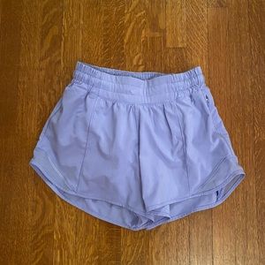 Size 2 Lululemon Hotty Hot Low Rise Short 4”